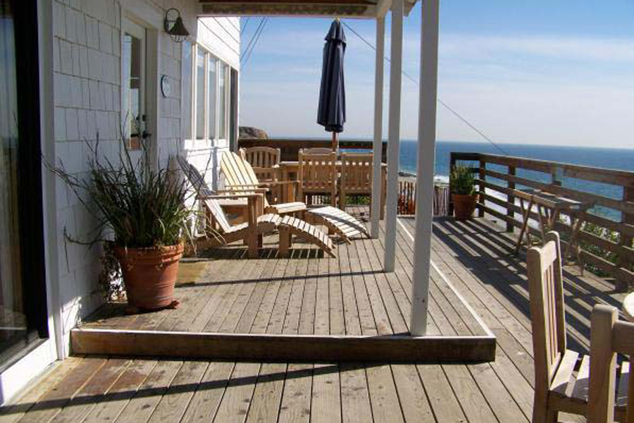 Cottage 29b Private Room Crystal Cove Conservancy